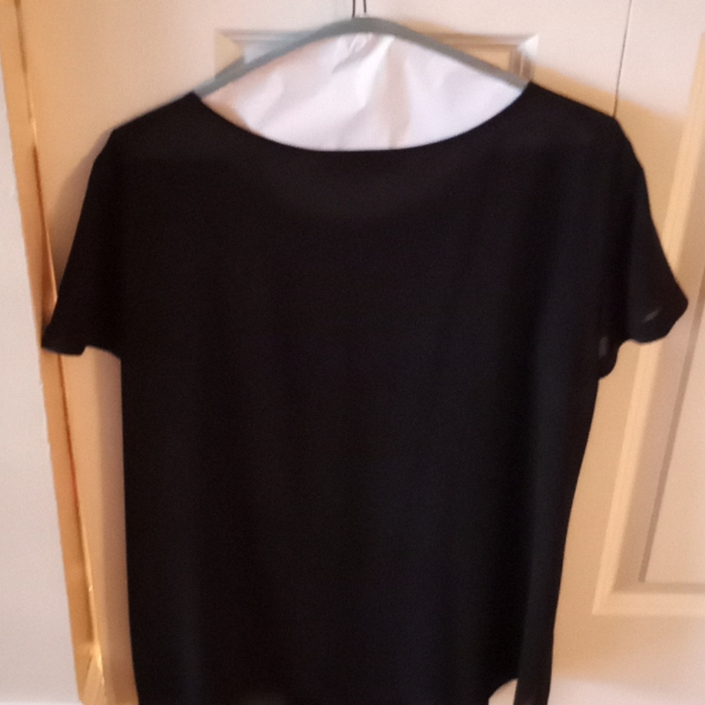 Blouse - Picture 2 of 2